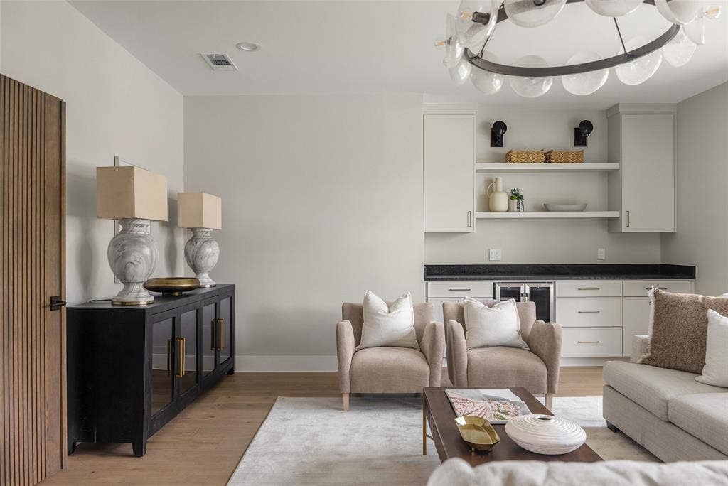14518 Park Lake Court, Farmers Branch, TX 75234
