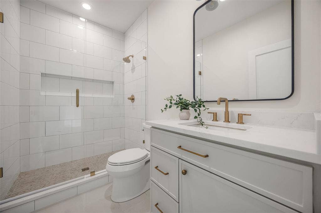 14518 Park Lake Court, Farmers Branch, TX 75234