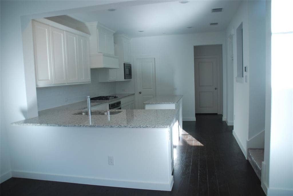 507 Cobblestone Lane, Irving, TX 75039
