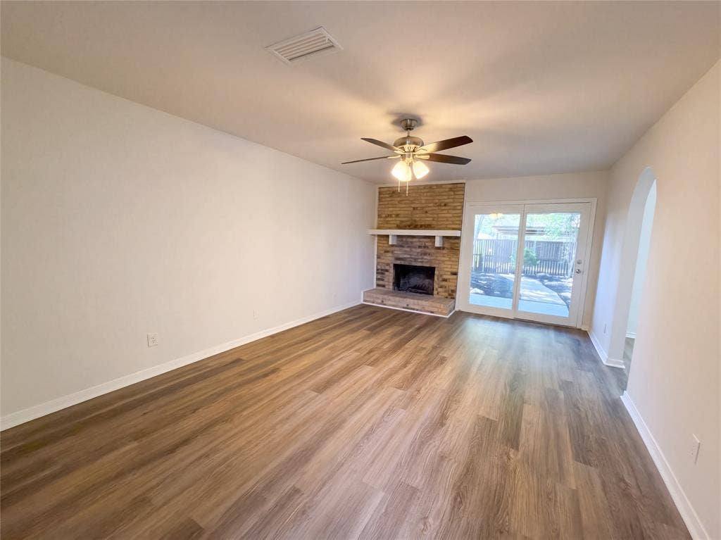 4911 Rollingwood Court, Garland, TX 75043 4911 Rollingwood Court, Garland, TX 75043