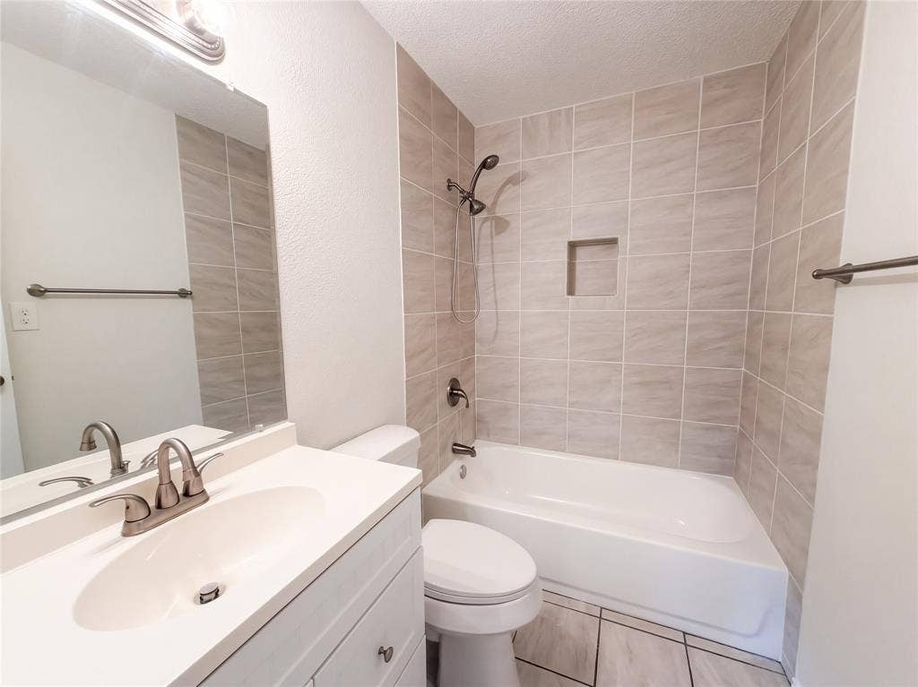 4911 Rollingwood Court, Garland, TX 75043 4911 Rollingwood Court, Garland, TX 75043