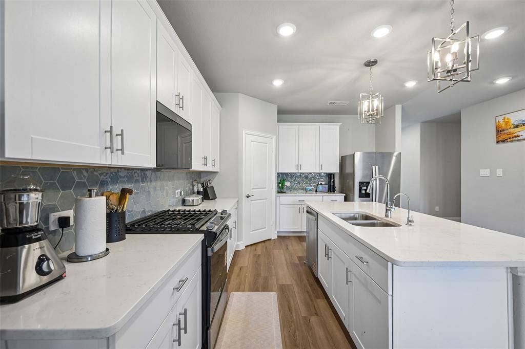518 Stagg Street, McKinney, TX 75069 518 Stagg Street, McKinney, TX 75069