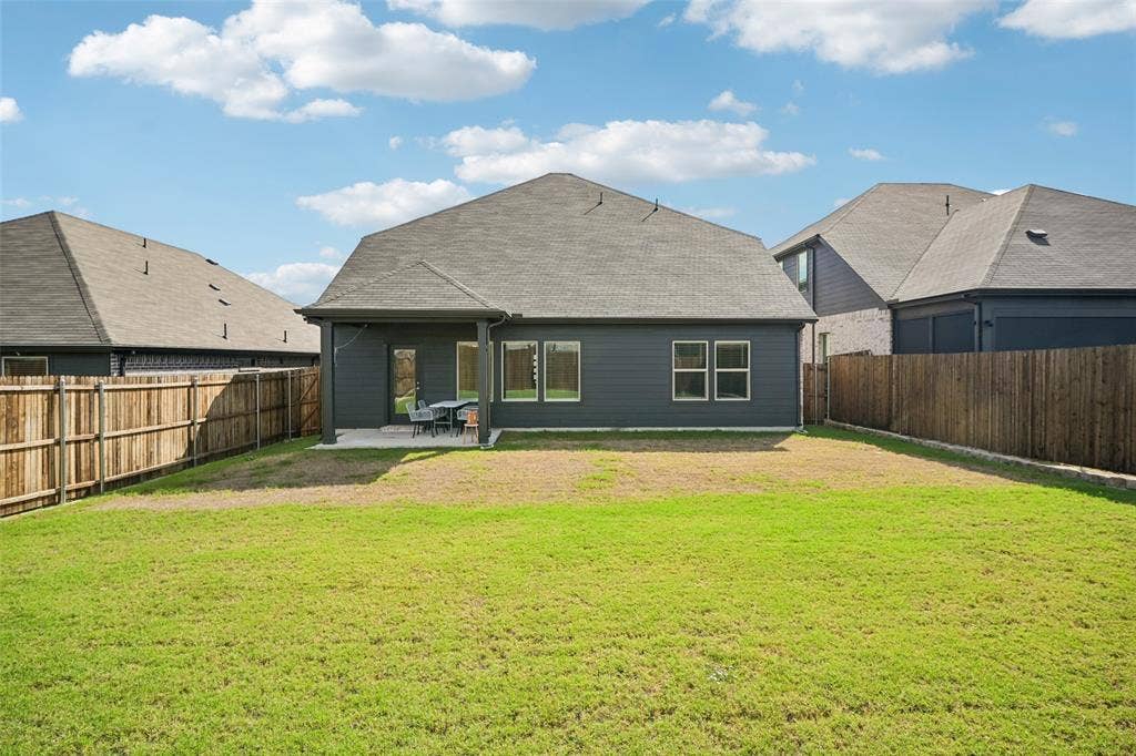 518 Stagg Street, McKinney, TX 75069 518 Stagg Street, McKinney, TX 75069
