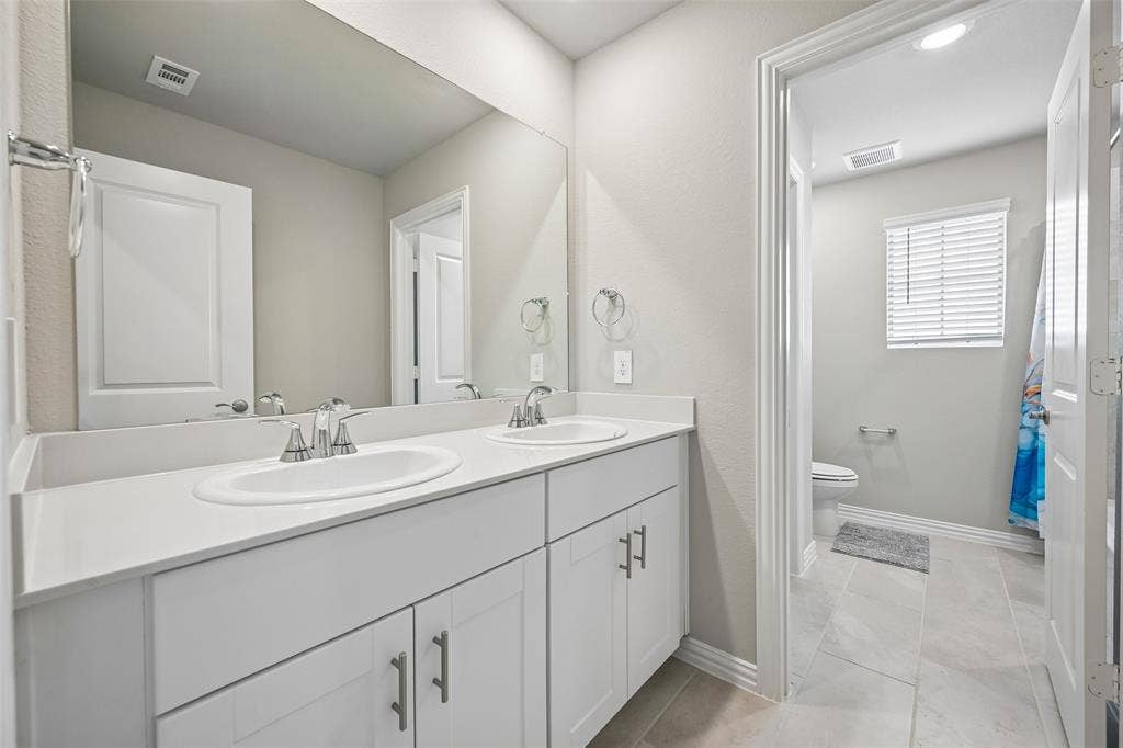 518 Stagg Street, McKinney, TX 75069 518 Stagg Street, McKinney, TX 75069