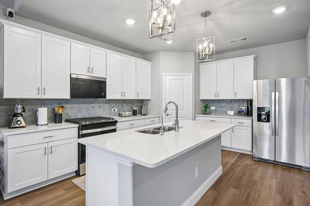 518 Stagg Street, McKinney, TX 75069 518 Stagg Street, McKinney, TX 75069