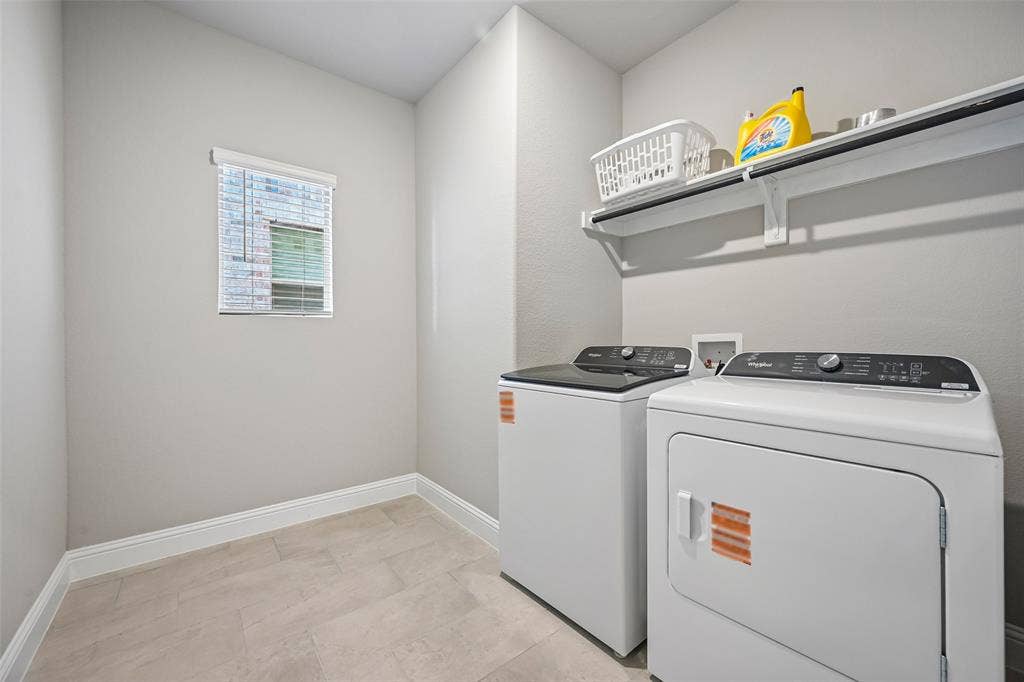 518 Stagg Street, McKinney, TX 75069 518 Stagg Street, McKinney, TX 75069