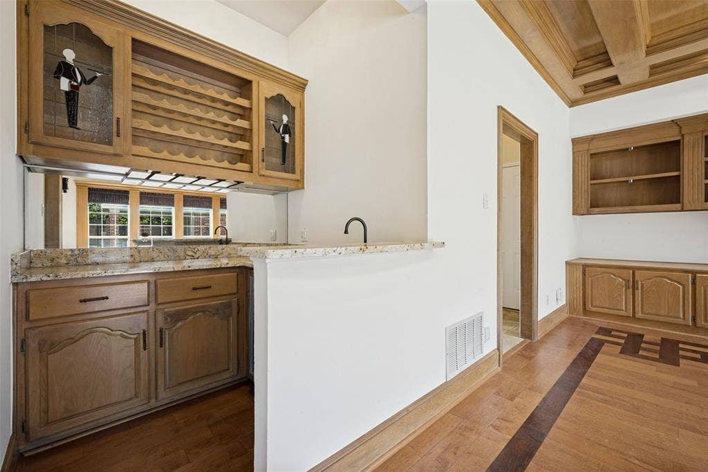105 Meadow View, Argyle, TX 76226