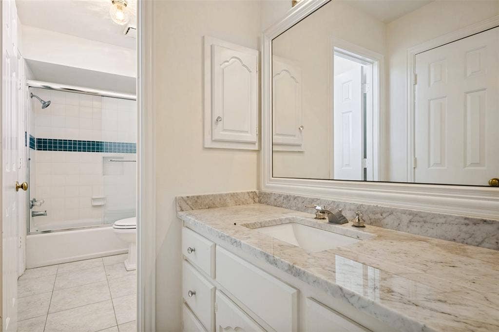 Jack and Jill bath on second floor