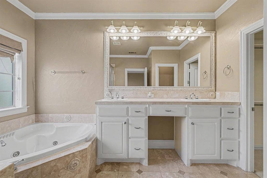 2811 Welborn Street, Dallas, TX 75219 2811 Welborn Street, Dallas, TX 75219