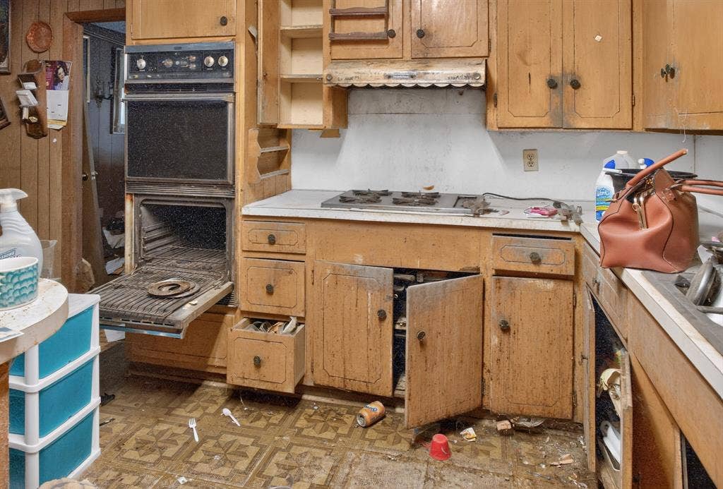 3225 Jackson Avenue, Tyler, TX 75705 3225 Jackson Avenue, Tyler, TX 75705