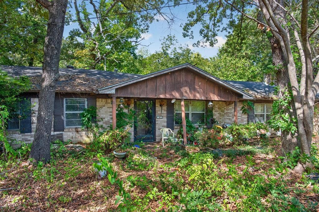 3225 Jackson Avenue, Tyler, TX 75705 3225 Jackson Avenue, Tyler, TX 75705
