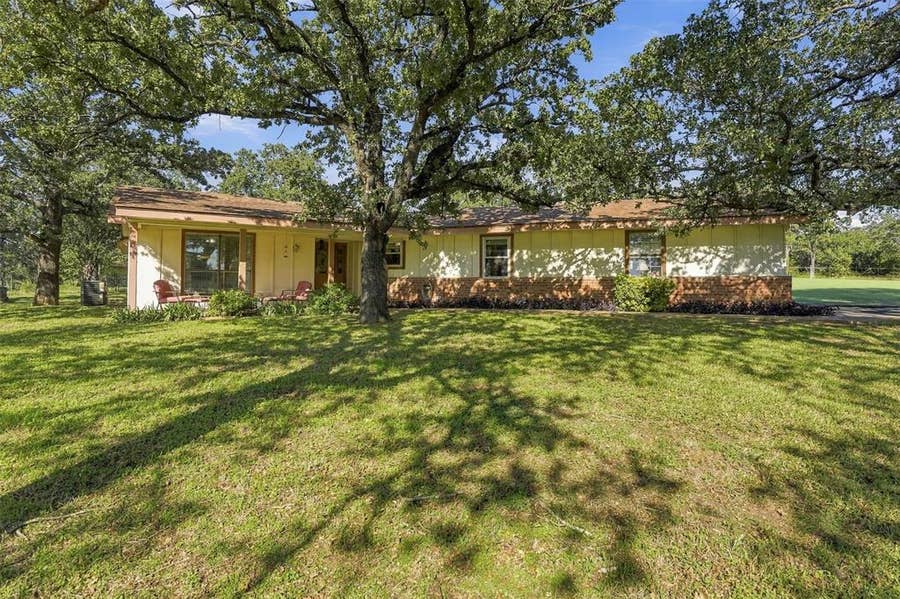 Property photo for 1816 Caddo Peak Road, Joshua, TX