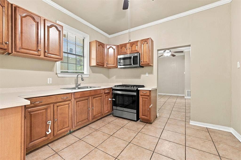 1200 Proctor Avenue, Waco, TX 76708