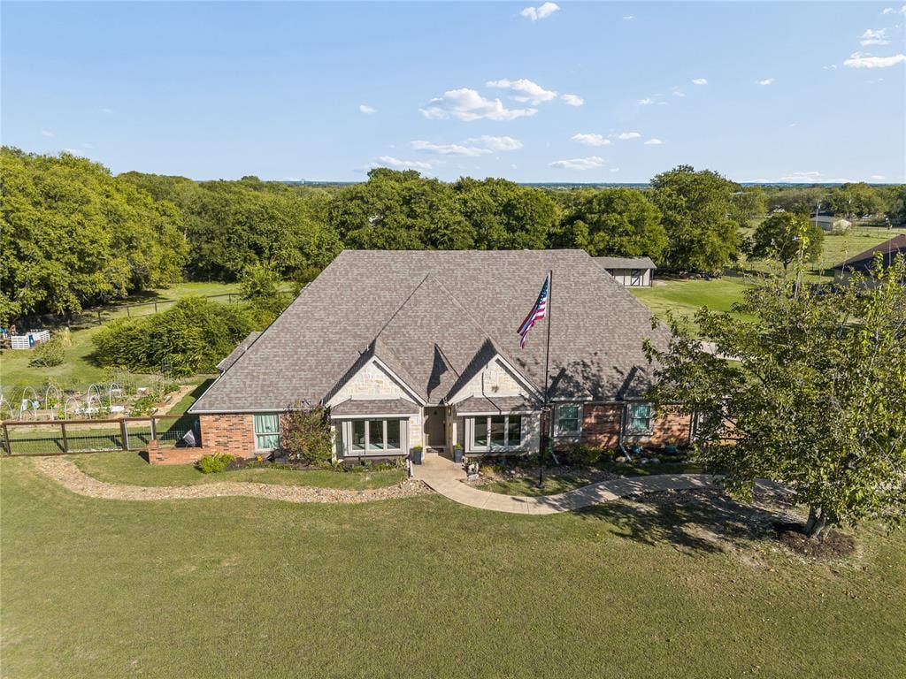 14 Prado Verde Drive, Lucas, TX 75002