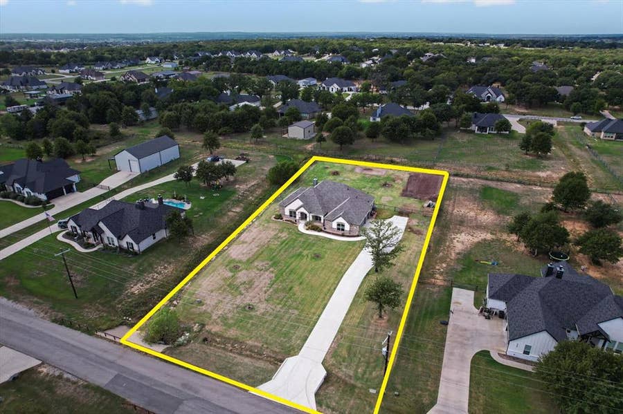 Property photo for 2025 Forest Bluff Trail, Azle, TX
