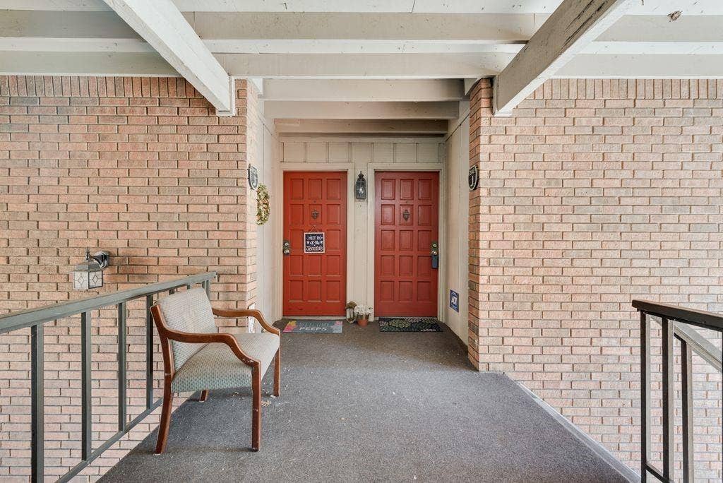 2803 Rio Branco Street, #202 J, Farmers Branch, TX 75234 2803 Rio Branco Street, #202 J, Farmers Branch, TX 75234