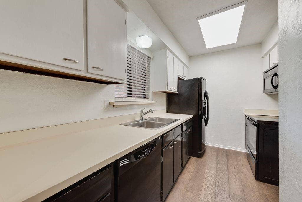 2803 Rio Branco Street, #202 J, Farmers Branch, TX 75234 2803 Rio Branco Street, #202 J, Farmers Branch, TX 75234