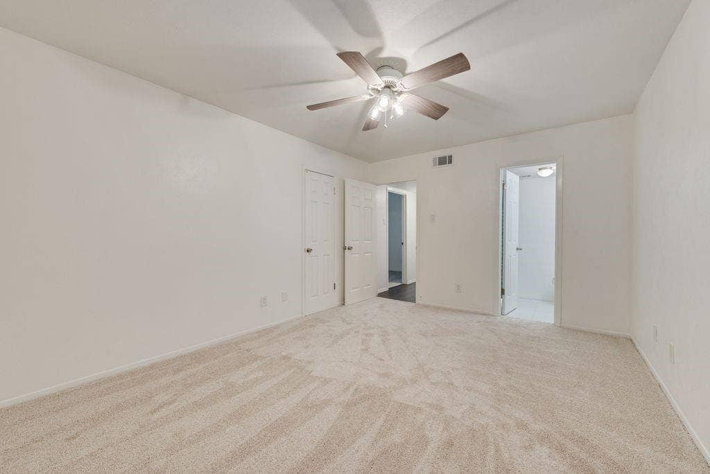 2803 Rio Branco Street, #202 J, Farmers Branch, TX 75234 2803 Rio Branco Street, #202 J, Farmers Branch, TX 75234