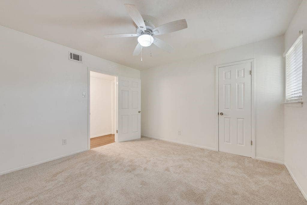 2803 Rio Branco Street, #202 J, Farmers Branch, TX 75234 2803 Rio Branco Street, #202 J, Farmers Branch, TX 75234