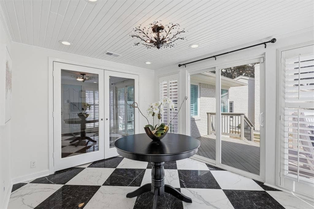 6235 Kenwood Avenue, Dallas, TX 75214 6235 Kenwood Avenue, Dallas, TX 75214