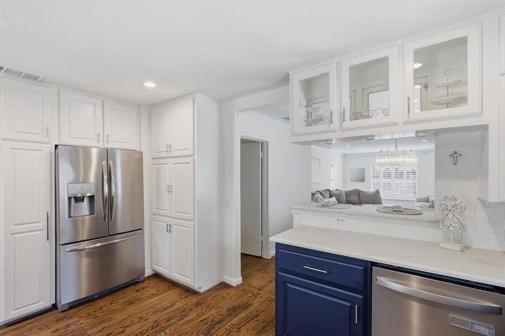 6235 Kenwood Avenue, Dallas, TX 75214 6235 Kenwood Avenue, Dallas, TX 75214