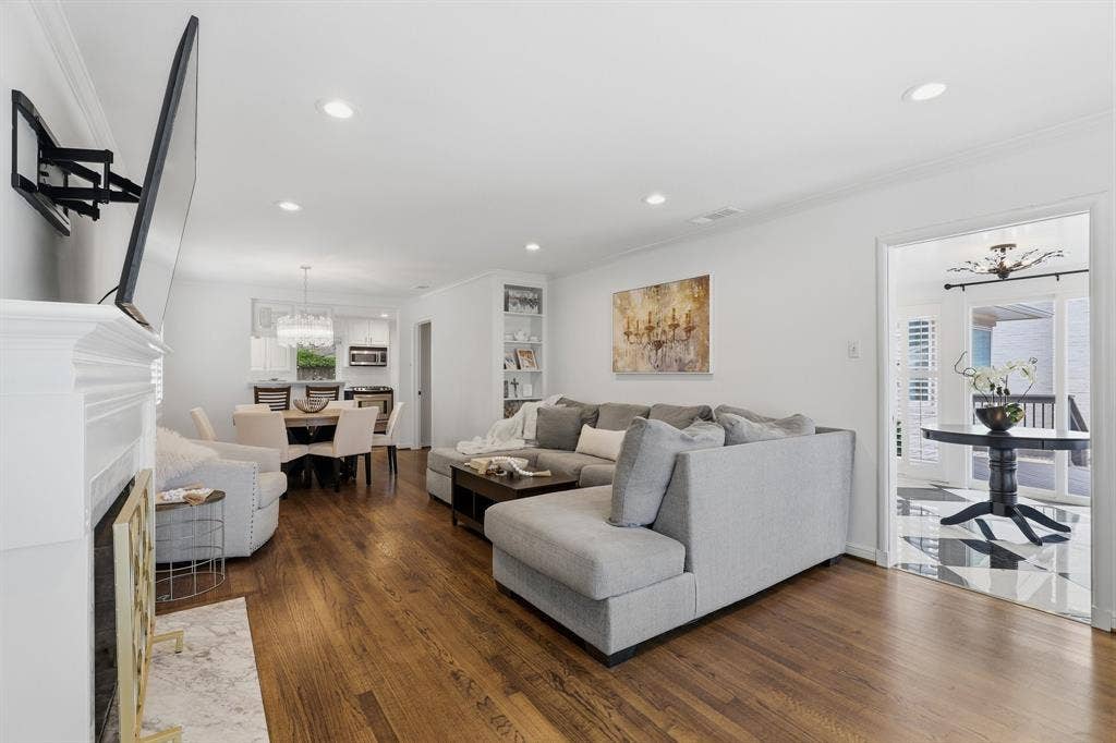 6235 Kenwood Avenue, Dallas, TX 75214 6235 Kenwood Avenue, Dallas, TX 75214
