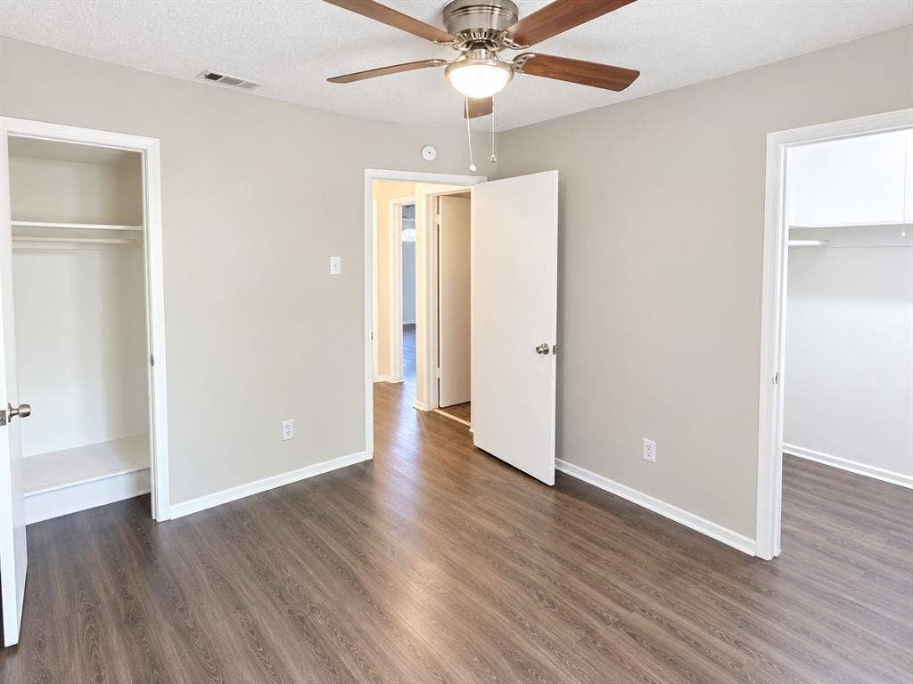 712 Redbird Drive, Irving, TX 75061 712 Redbird Drive, Irving, TX 75061
