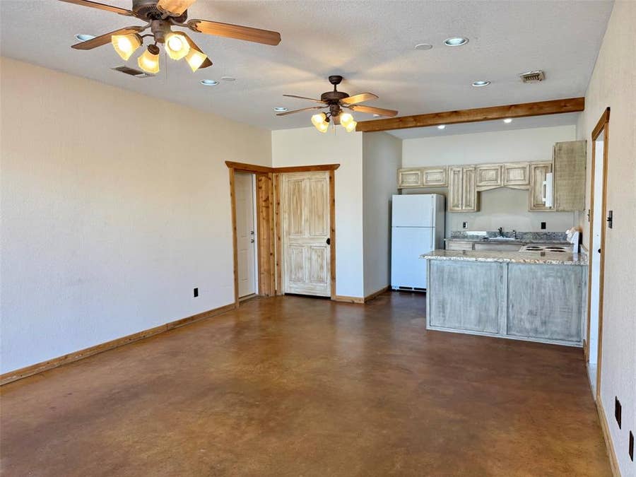 Property photo for 10302 E Bankhead Highway, Aledo, TX
