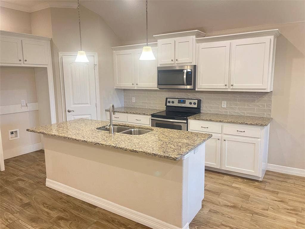144 Frank Street, Greenville, TX 75402 144 Frank Street, Greenville, TX 75402