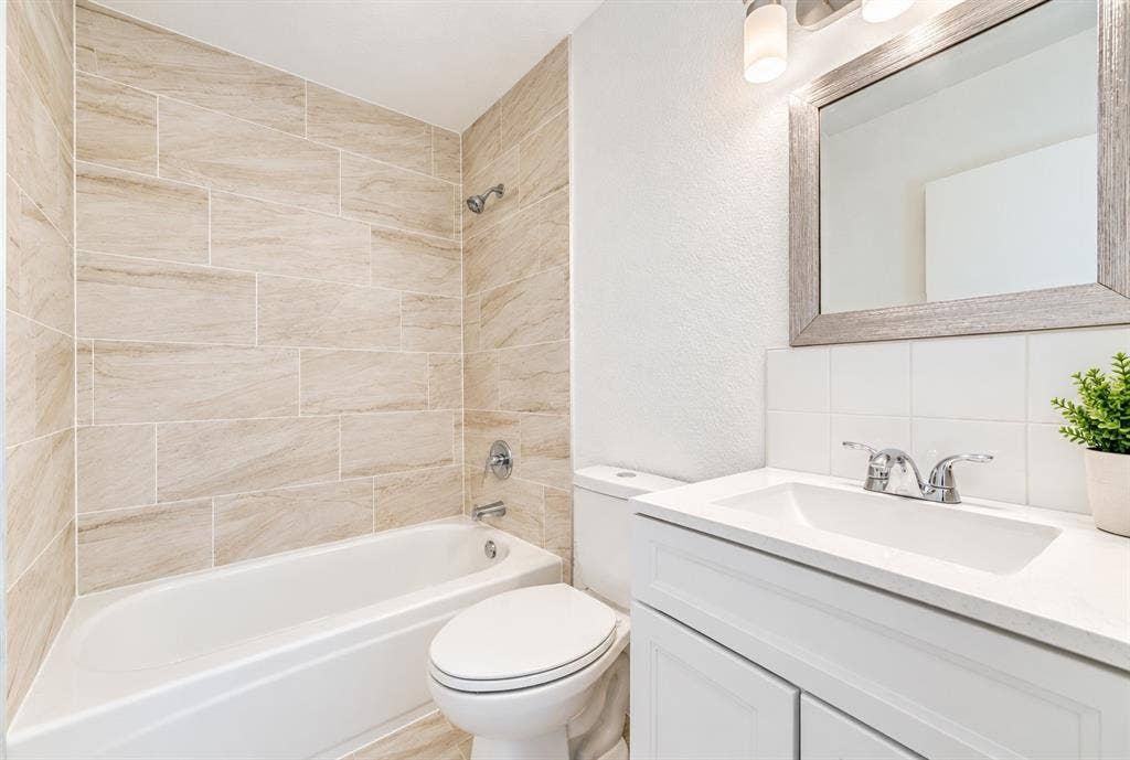 Upstairs Bathroom