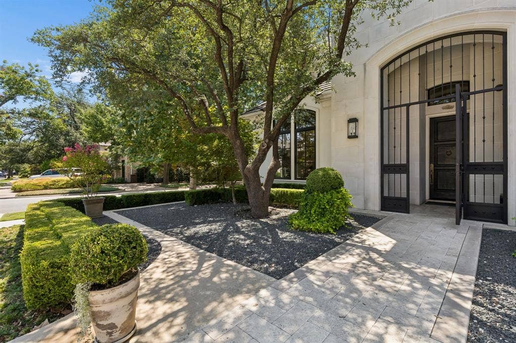 4501 Normandy Avenue, University Park, TX 75205 4501 Normandy Avenue, University Park, TX 75205