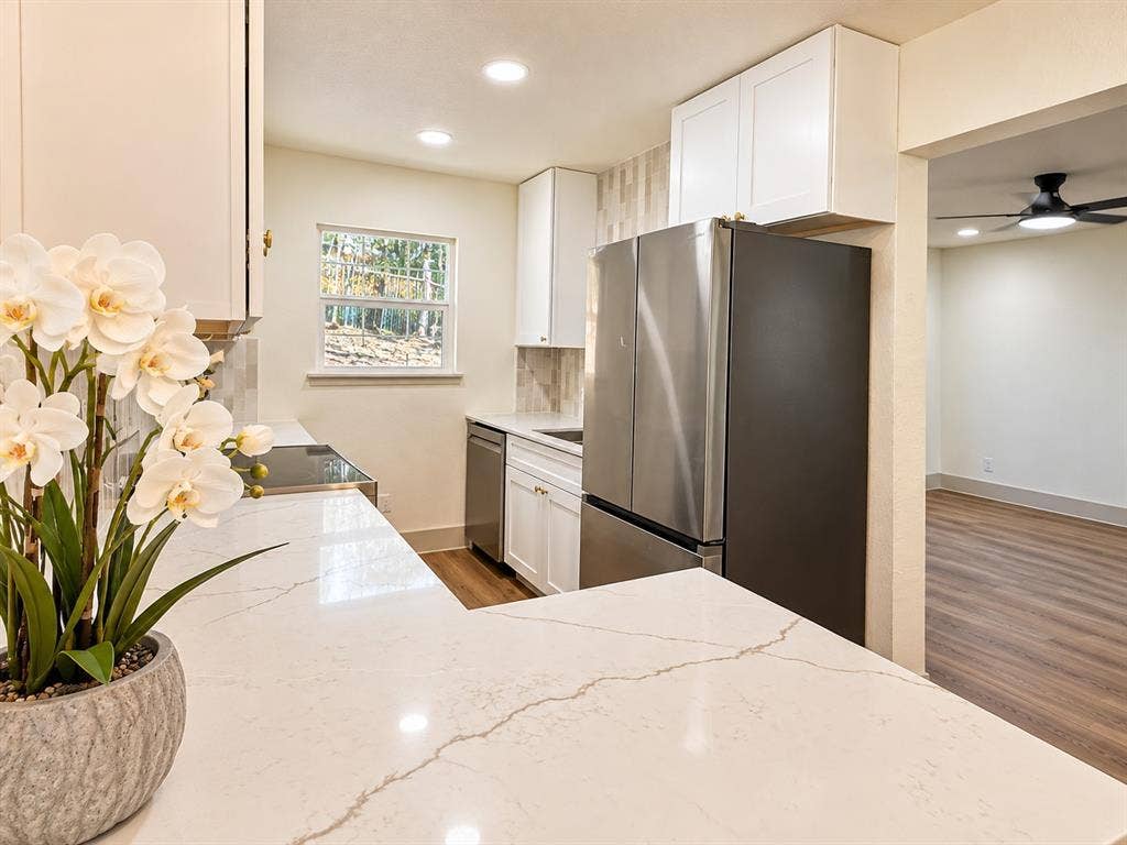 3922 Morning Springs Trail, Dallas, TX 75224 3922 Morning Springs Trail, Dallas, TX 75224