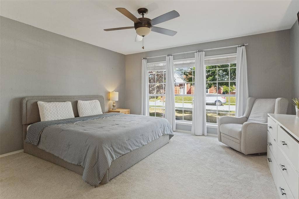 1332 Old Barn Lane, Lewisville, TX 75067