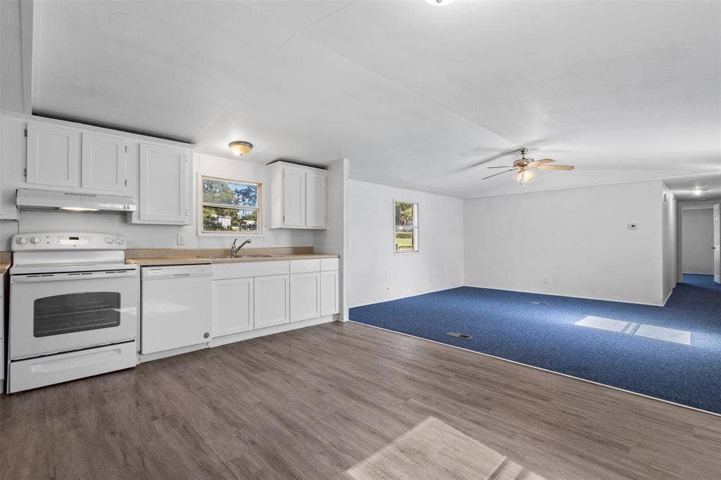 125 Stephens Drive, Gun Barrel City, TX 75156