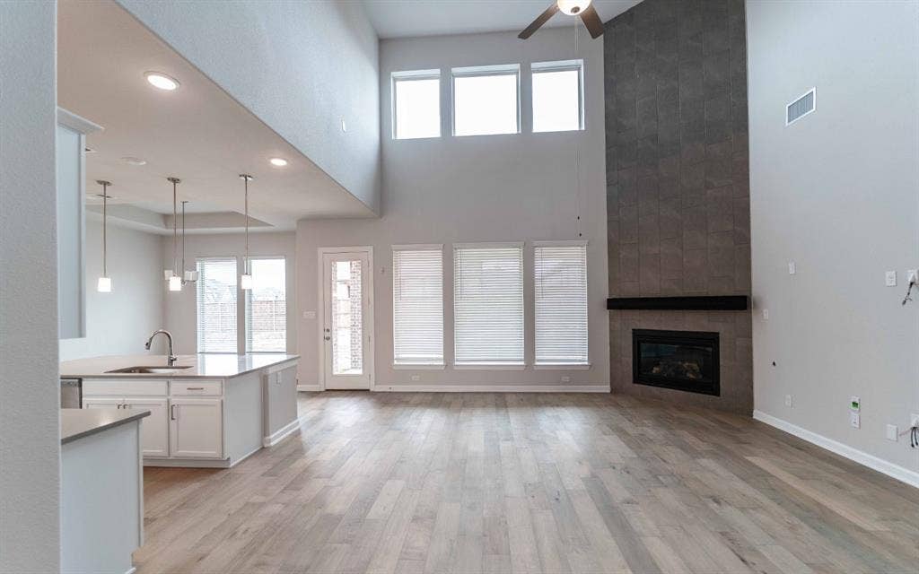 1902 Sicilia Lane, McLendon Chisholm, TX 75032 1902 Sicilia Lane, McLendon Chisholm, TX 75032