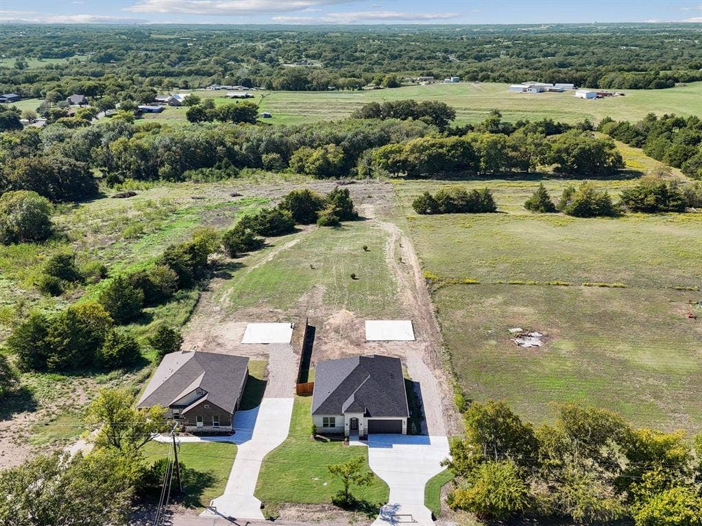 2219 Webb Smith Road, Sherman, TX 75090