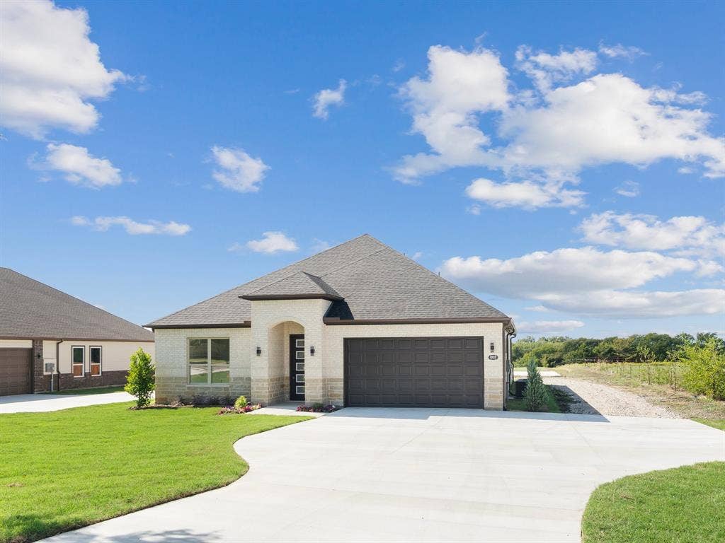 2219 Webb Smith Road, Sherman, TX 75090