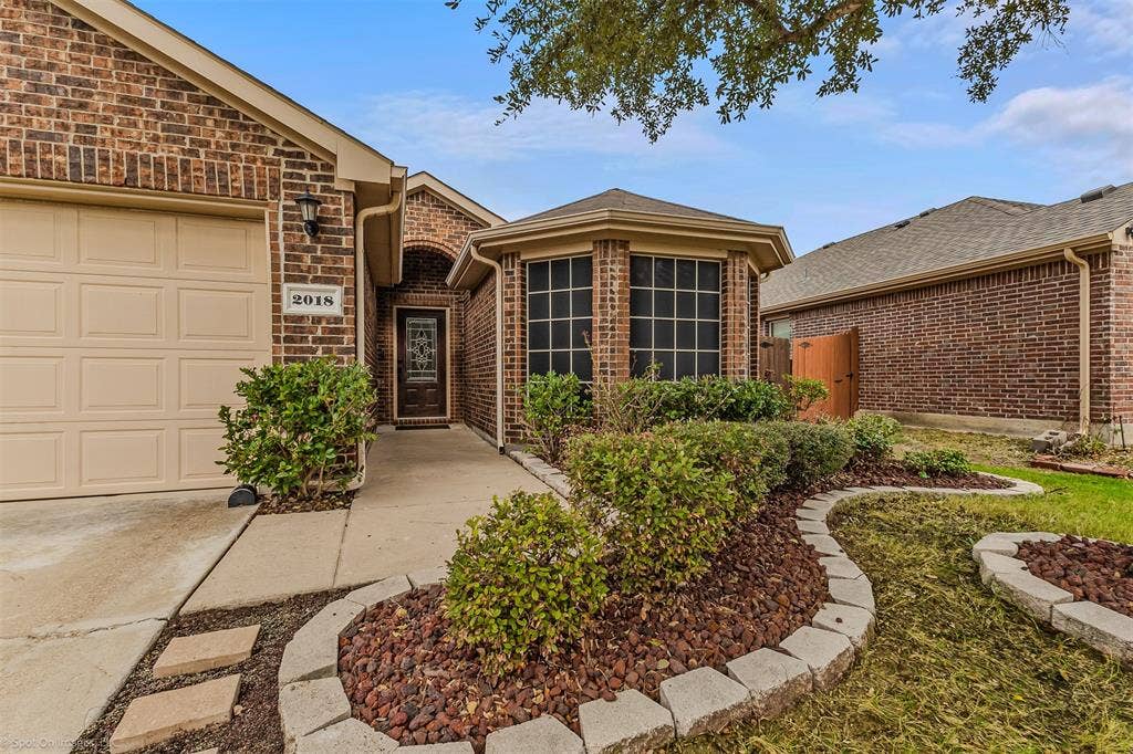 2018 Sterling Gate Drive, Heartland, TX 75126 2018 Sterling Gate Drive, Heartland, TX 75126
