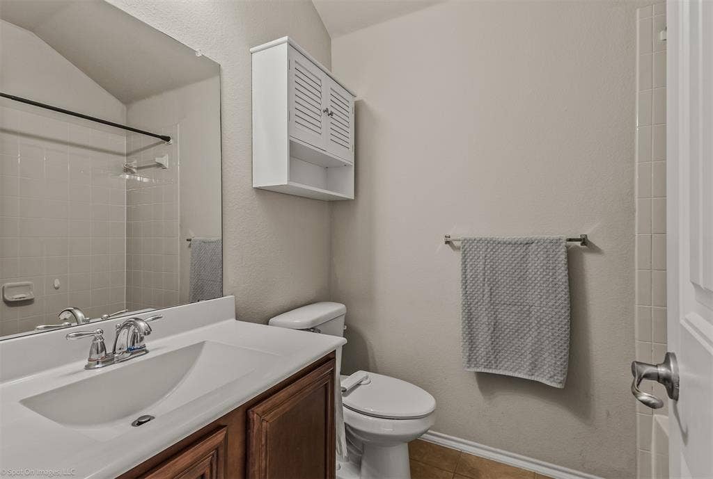 2018 Sterling Gate Drive, Heartland, TX 75126 2018 Sterling Gate Drive, Heartland, TX 75126