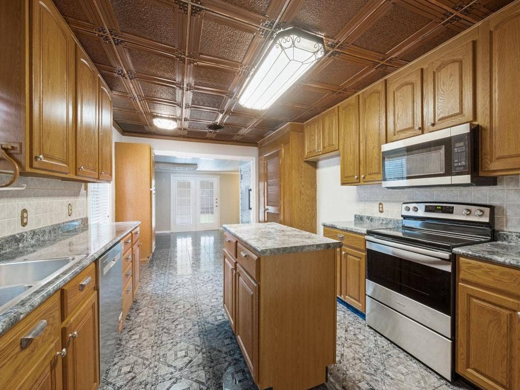 1122 Bonnie Brae Avenue, Fort Worth, TX 76111