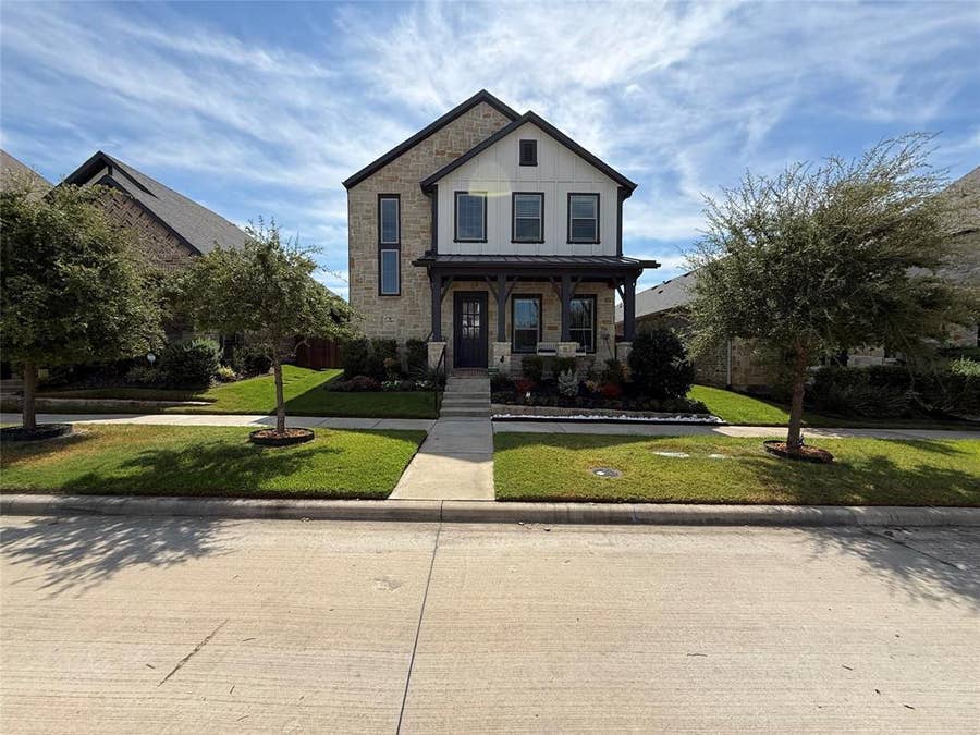 Property photo for 12905 Yale Court, Frisco, TX