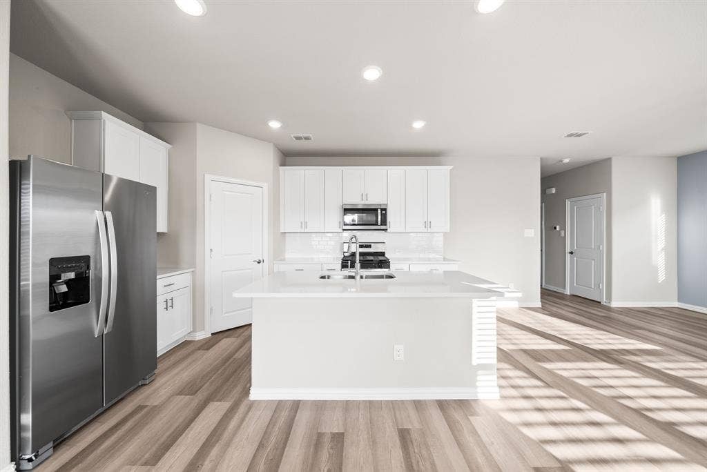 3802 High Valley Drive, McKinney, TX 75071 3802 High Valley Drive, McKinney, TX 75071