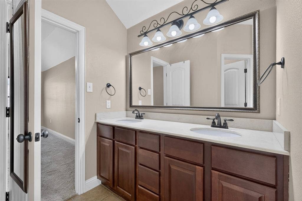 103 Windermere Street, Waxahachie, TX 75165