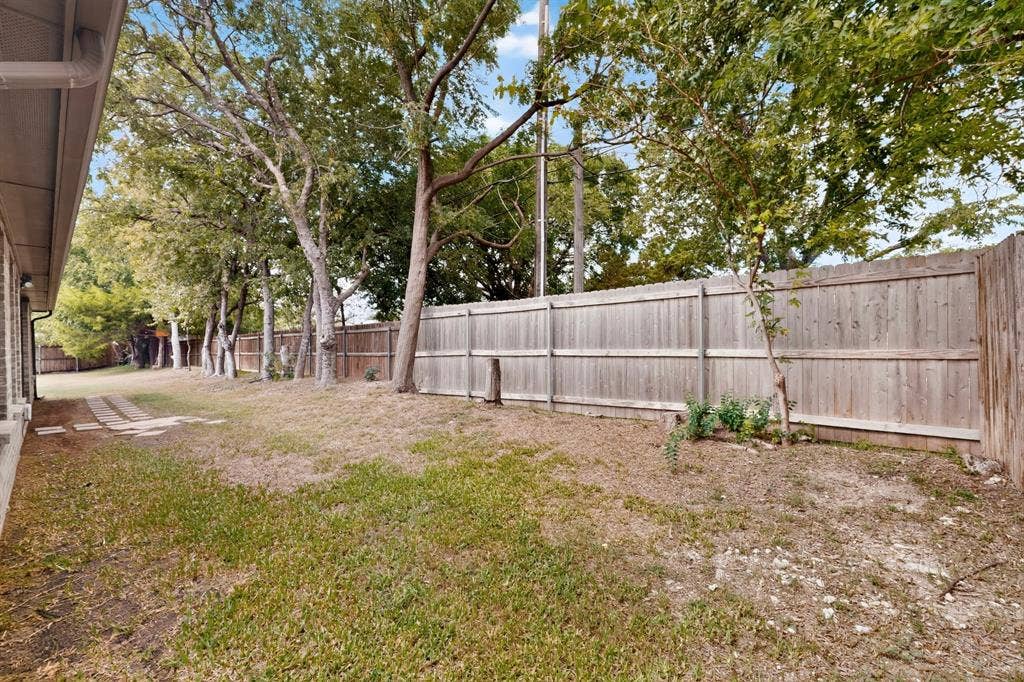 103 Windermere Street, Waxahachie, TX 75165