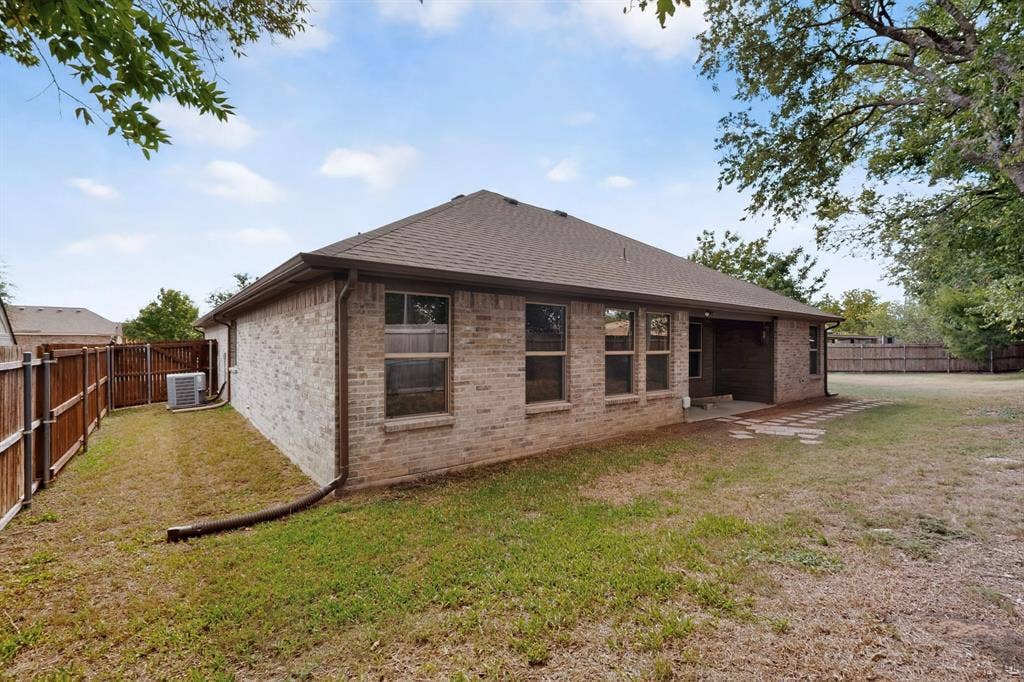 103 Windermere Street, Waxahachie, TX 75165