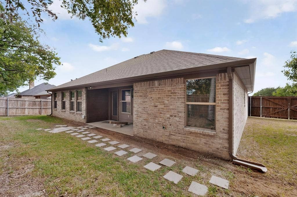 103 Windermere Street, Waxahachie, TX 75165