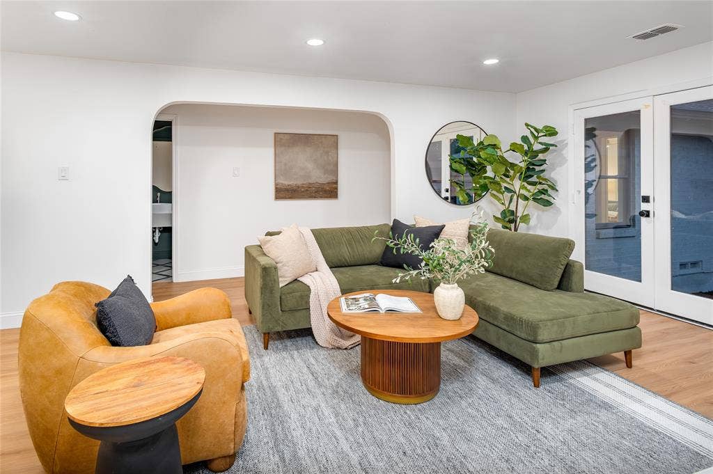 1131 Wicklow Drive, Dallas, TX 75218