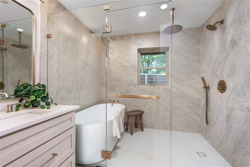 1131 Wicklow Drive, Dallas, TX 75218