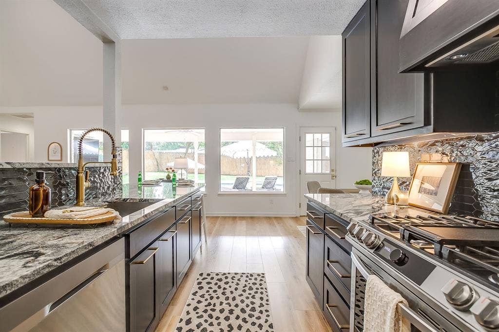 4357 Westdale Drive, Fort Worth, TX 76109