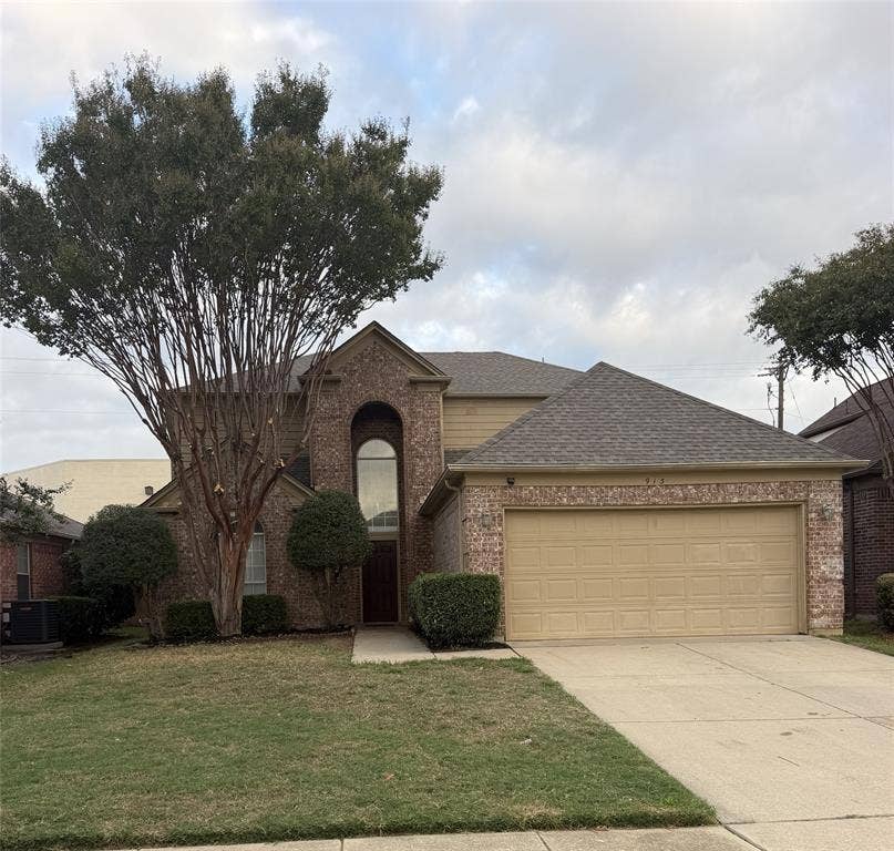 Property photo for 913 Waterford Way, Euless, TX